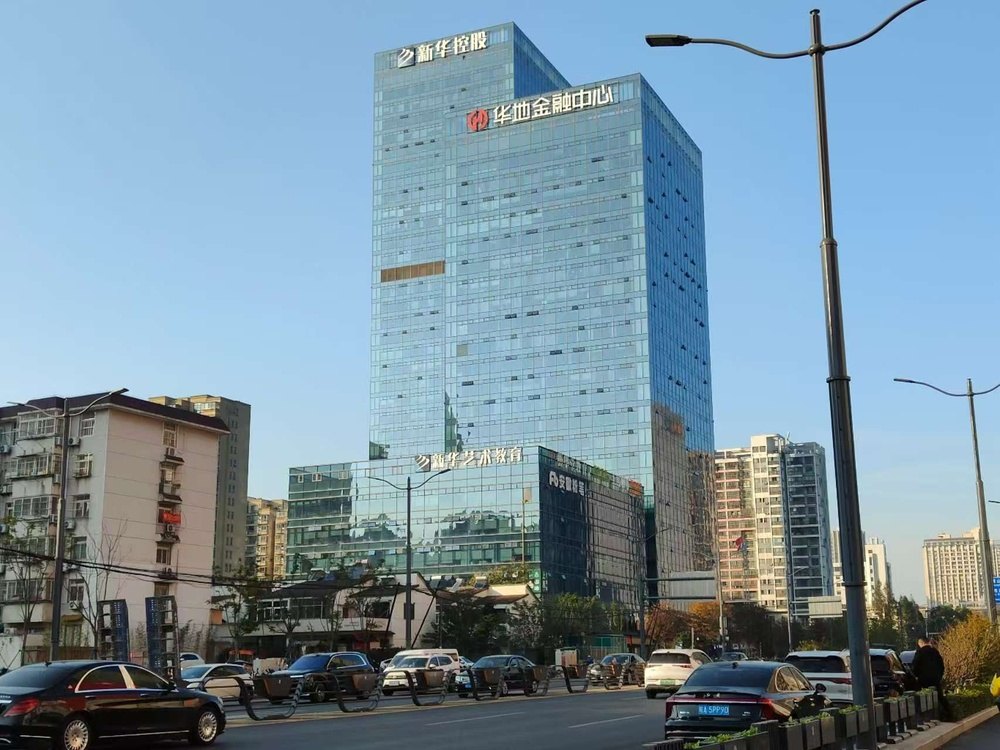 华地金融中心外观图